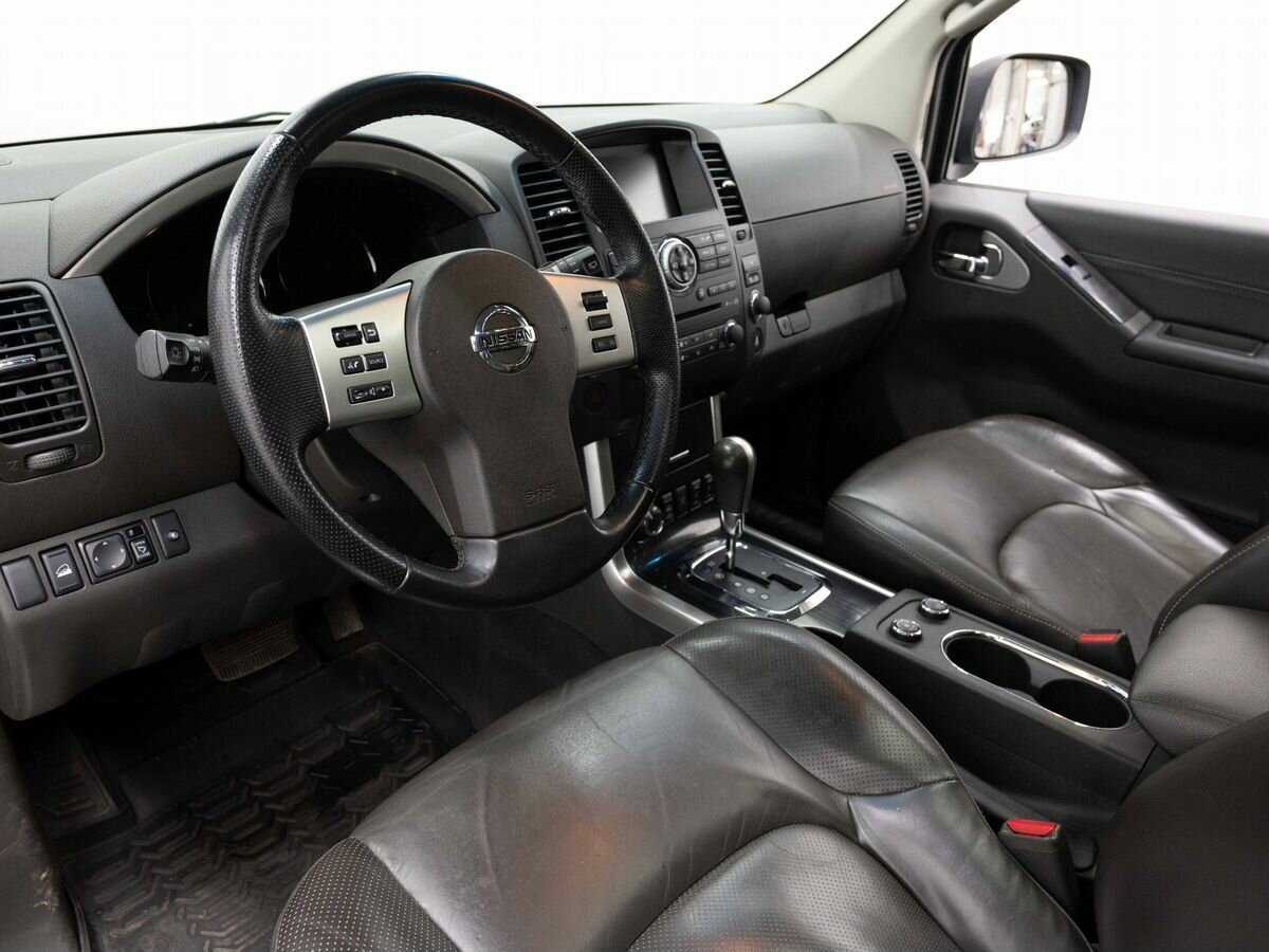 Nissan Pathfinder с пробегом — 2010 год. Фото: #7