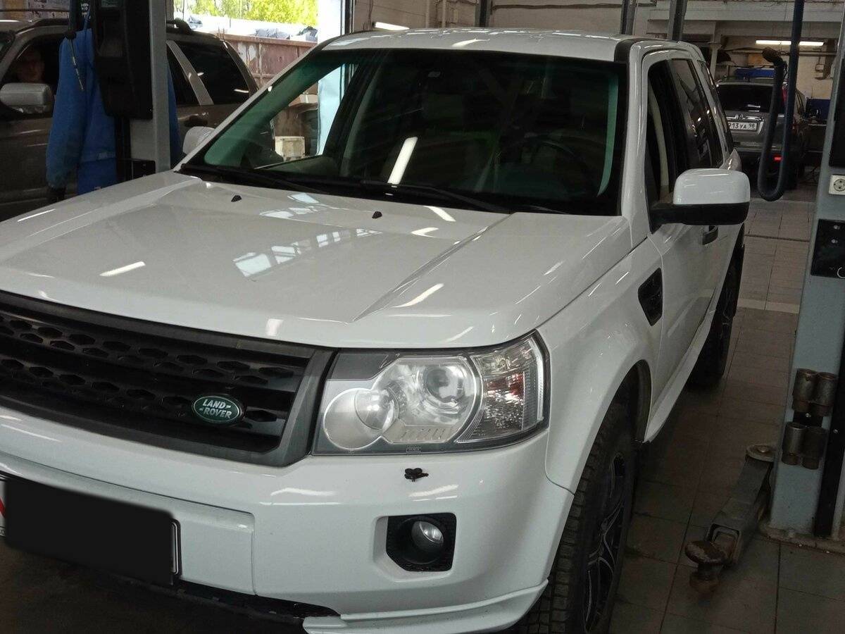 Land Rover Freelander с пробегом — 2011 год. Посмотреть фото