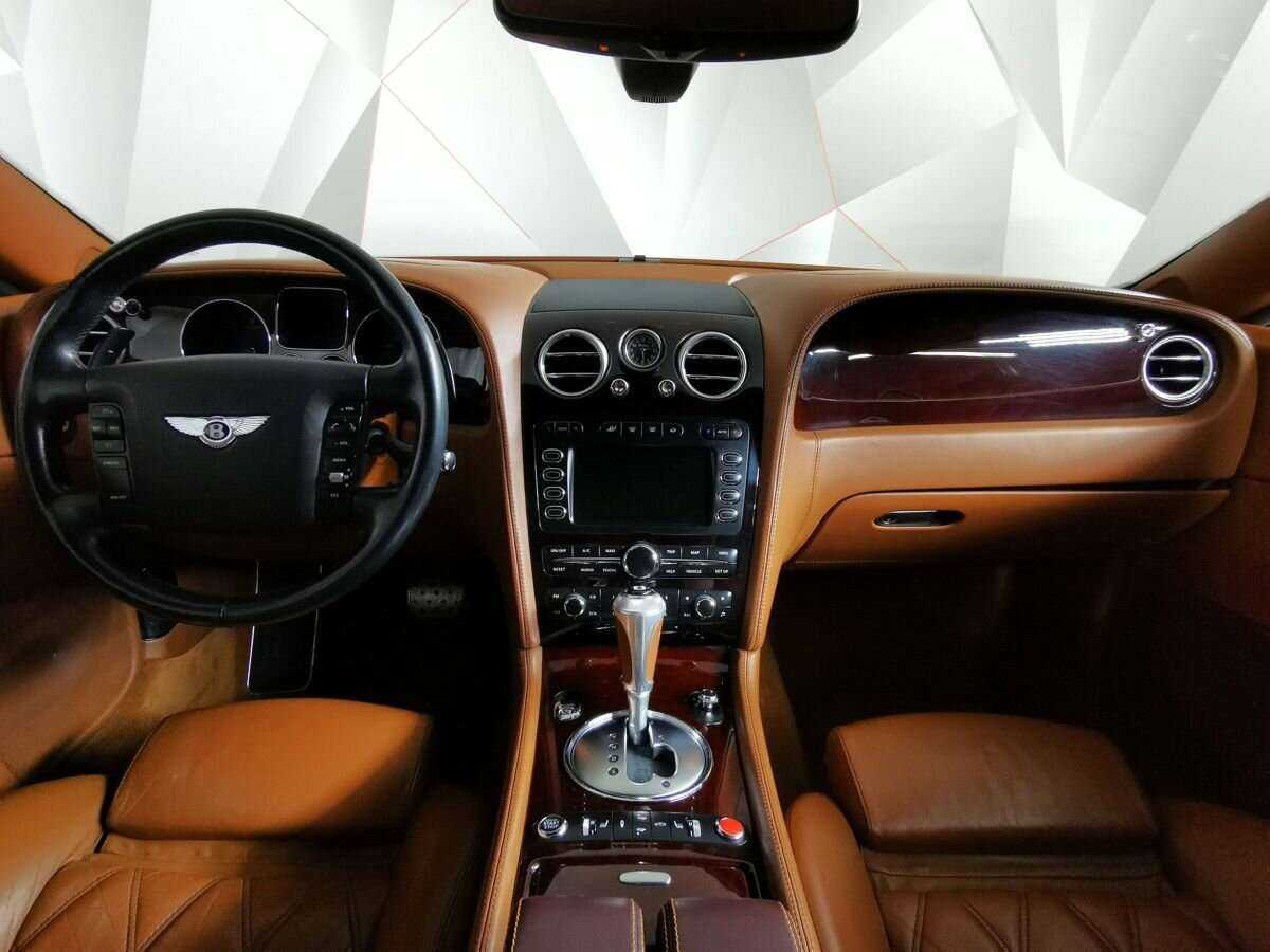Bentley Continental GT с пробегом — 2005 год. Фото: #9