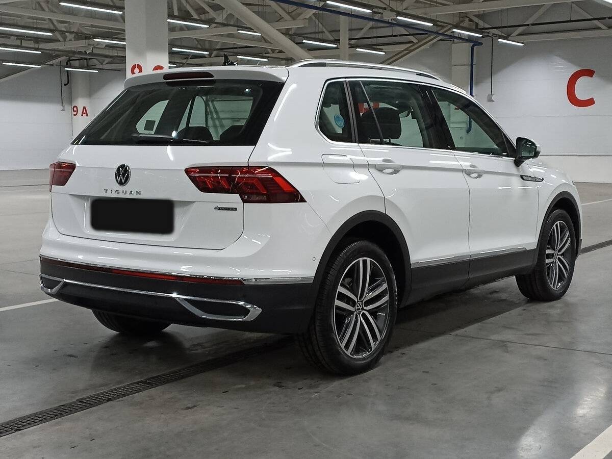 Volkswagen Tiguan с пробегом — 2022 год. Фото: #4
