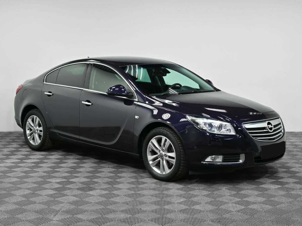 Opel Insignia с пробегом — 2013 год. Фото: #3
