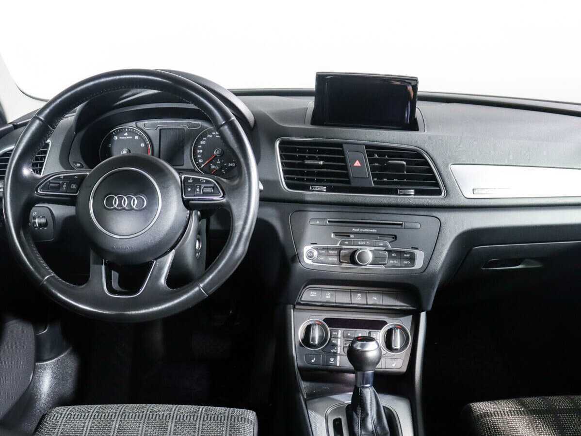 Audi Q3 с пробегом — 2015 год. Фото: #10