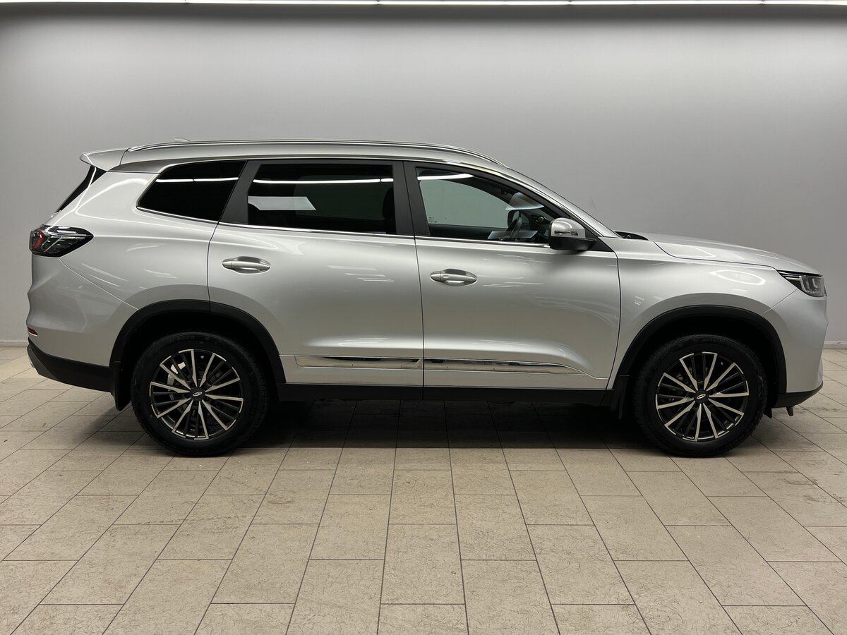 Chery Tiggo 8 Pro e+ с пробегом — 2023 год. Фото: #4