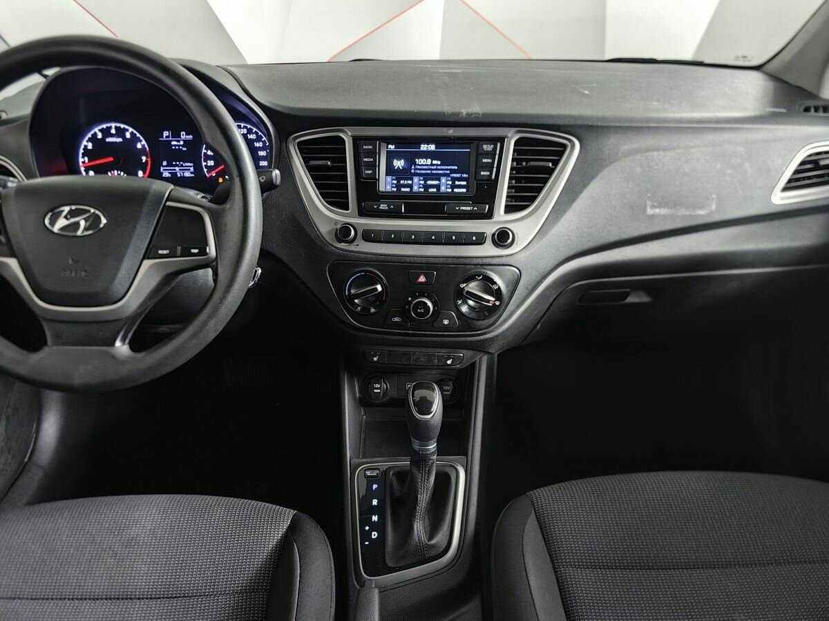 Hyundai Solaris с пробегом — 2019 год. Фото: #9