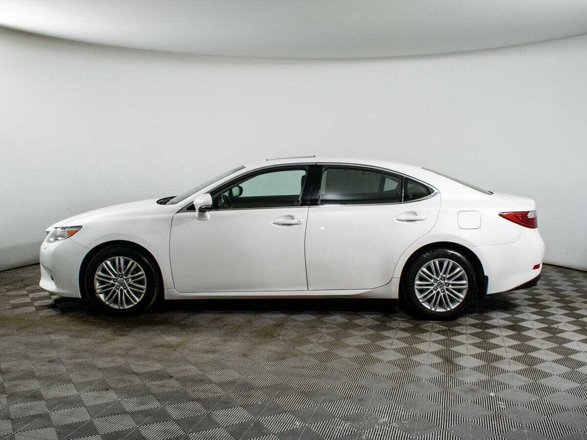 Lexus ES с пробегом — 2014 год. Фото: #7