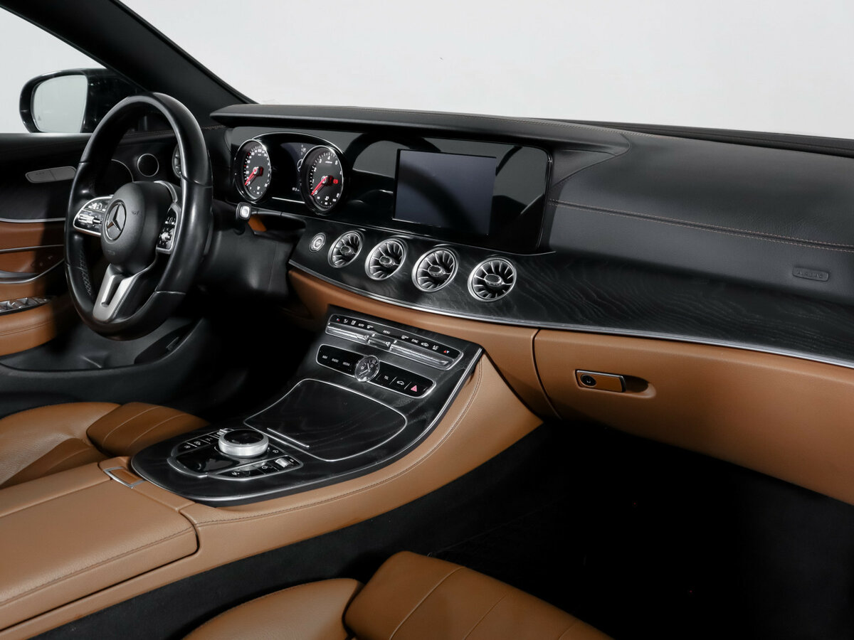 Mercedes-Benz E-Класс с пробегом — 2019 год. Фото: #8