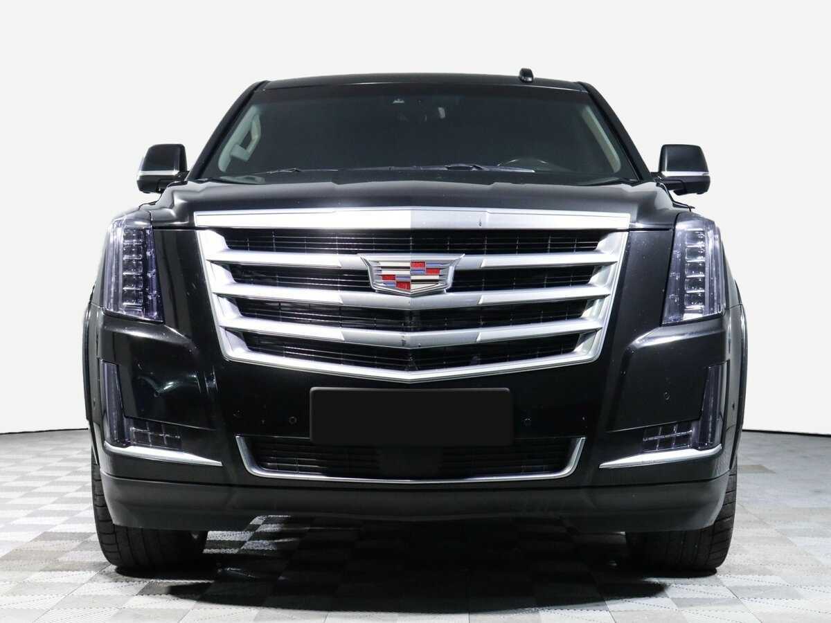 Cadillac Escalade с пробегом — 2018 год. Фото: #1
