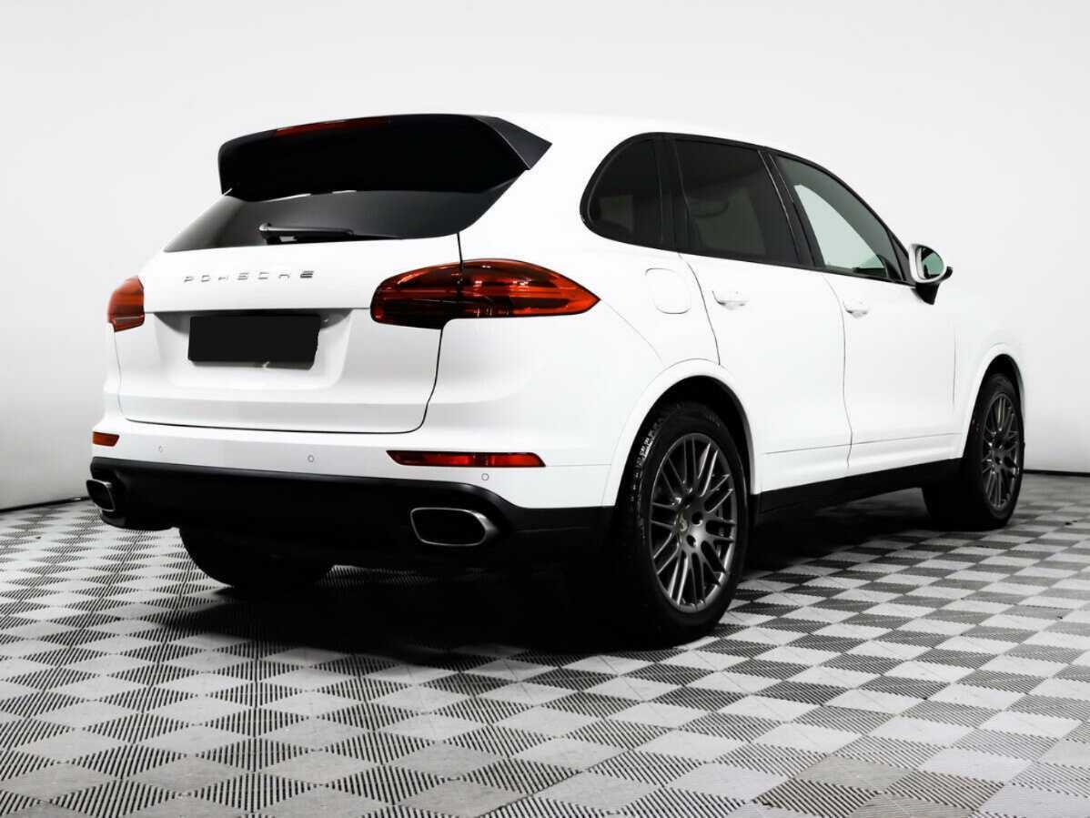 Porsche Cayenne с пробегом — 2016 год. Фото: #3