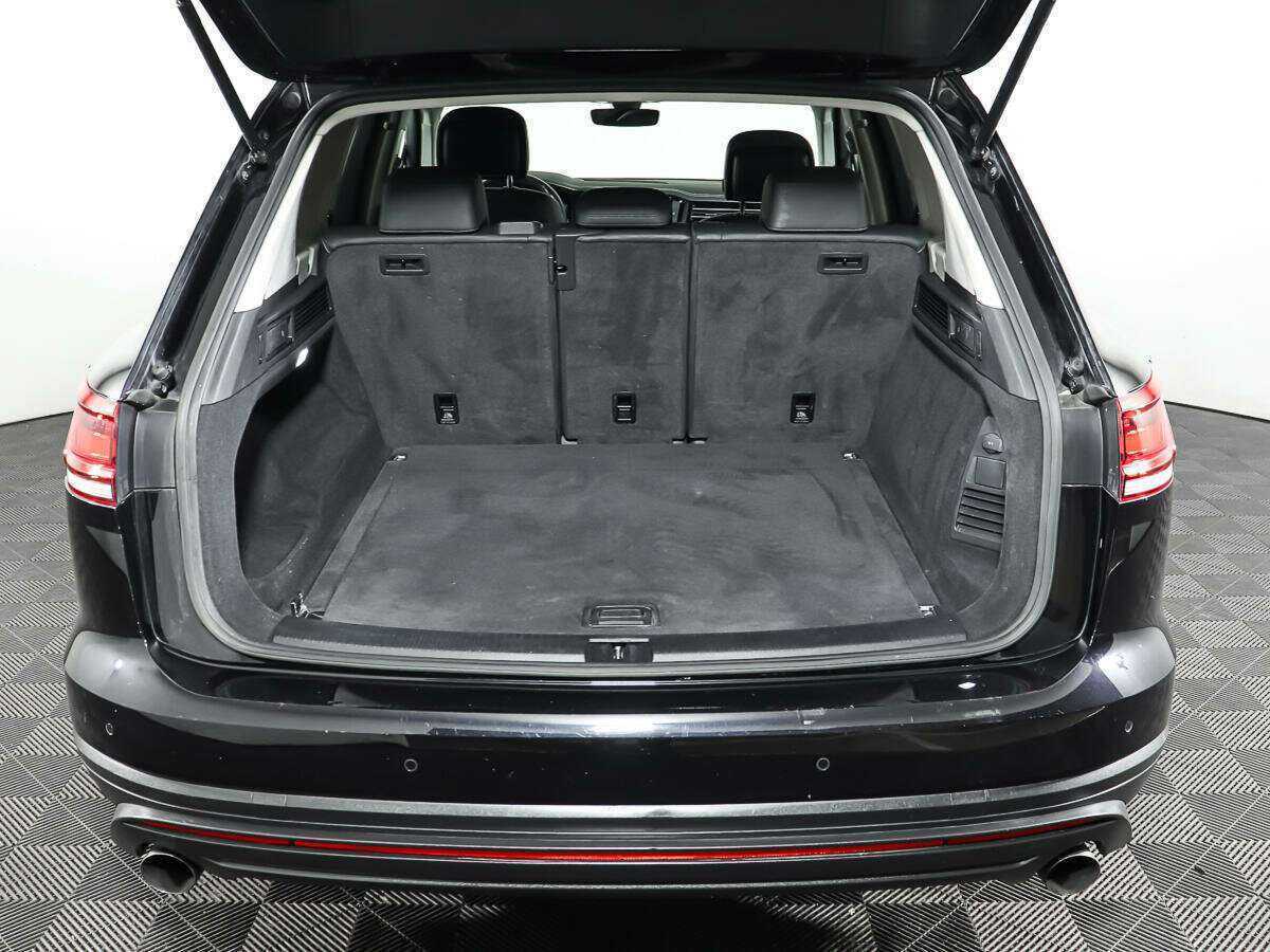 Volkswagen Touareg с пробегом — 2019 год. Фото: #9