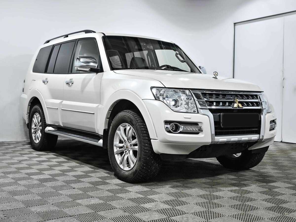 Mitsubishi Pajero с пробегом — 2019 год. Фото: #2