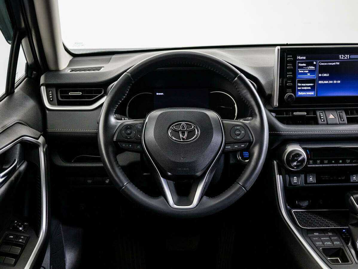 Toyota RAV4 с пробегом — 2020 год. Фото: #11