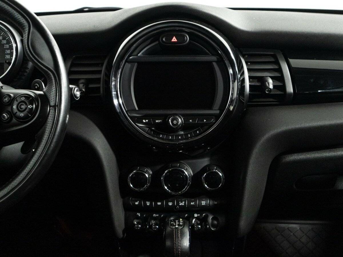 Mini Hatch с пробегом — 2014 год. Фото: #13