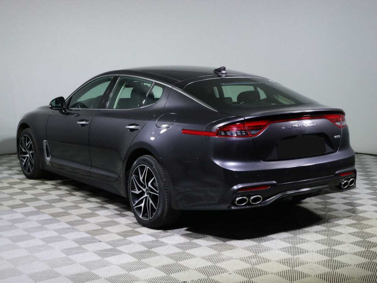 Kia Stinger с пробегом — 2021 год. Фото: #6