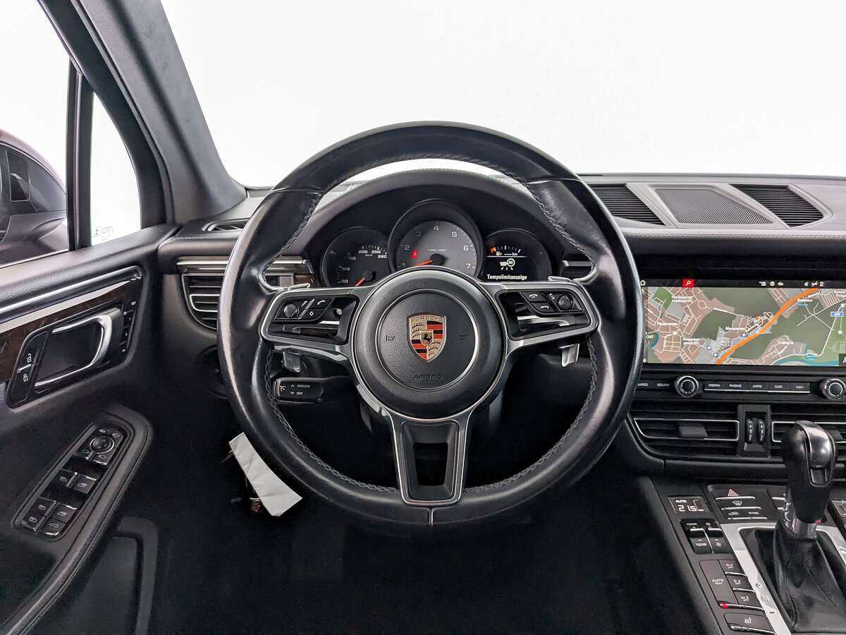 Porsche Macan с пробегом — 2019 год. Фото: #17