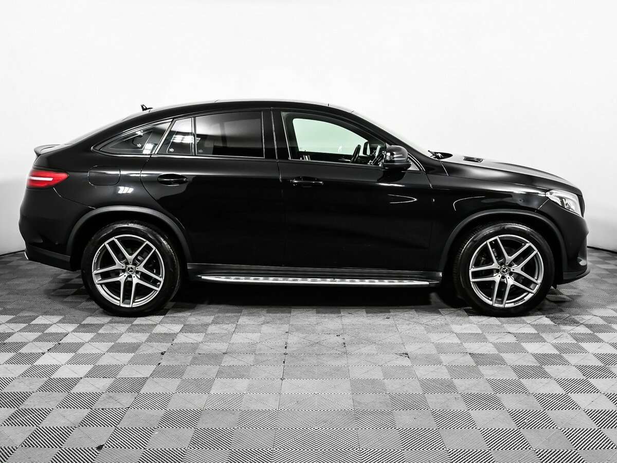 Mercedes-Benz GLE с пробегом — 2017 год. Фото: #3