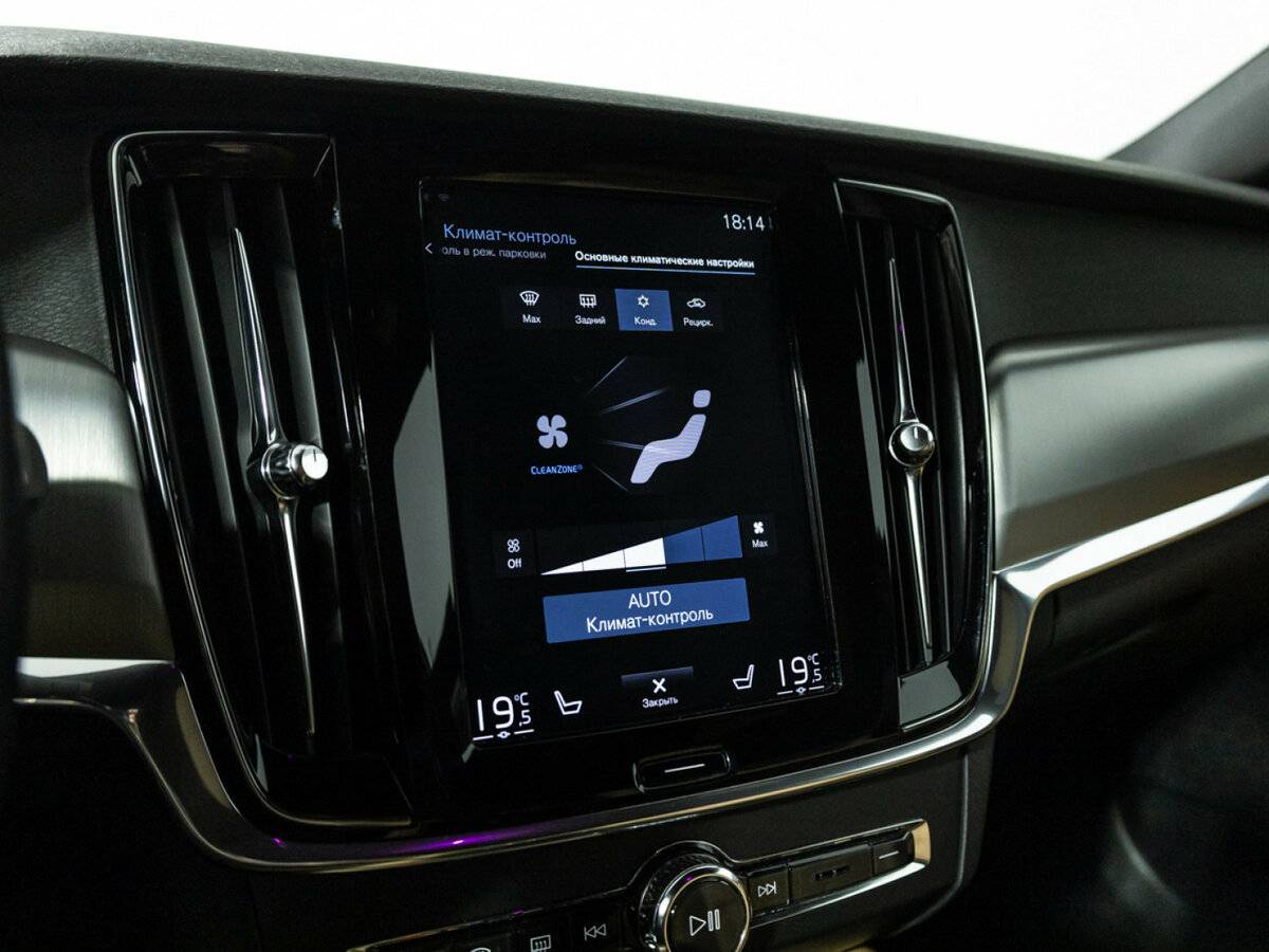 Volvo V90 с пробегом — 2018 год. Фото: #15