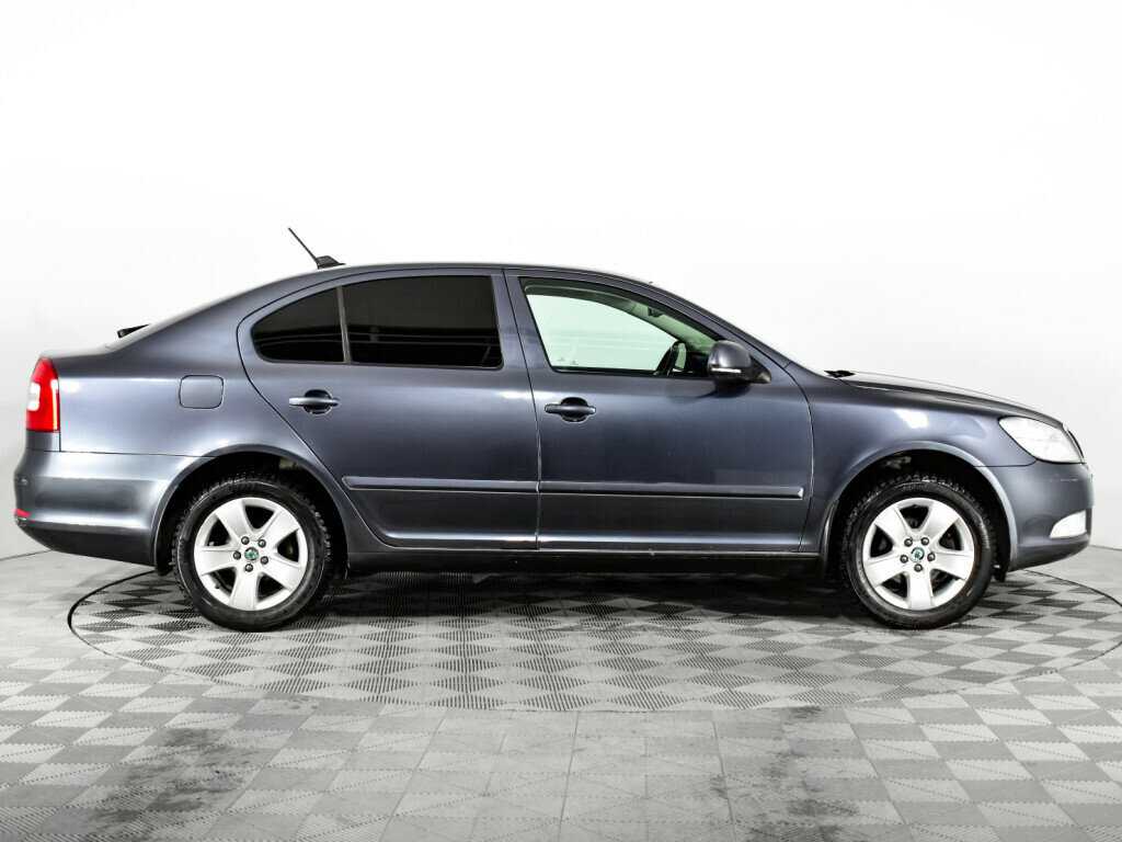 Skoda Octavia с пробегом — 2013 год. Фото: #3