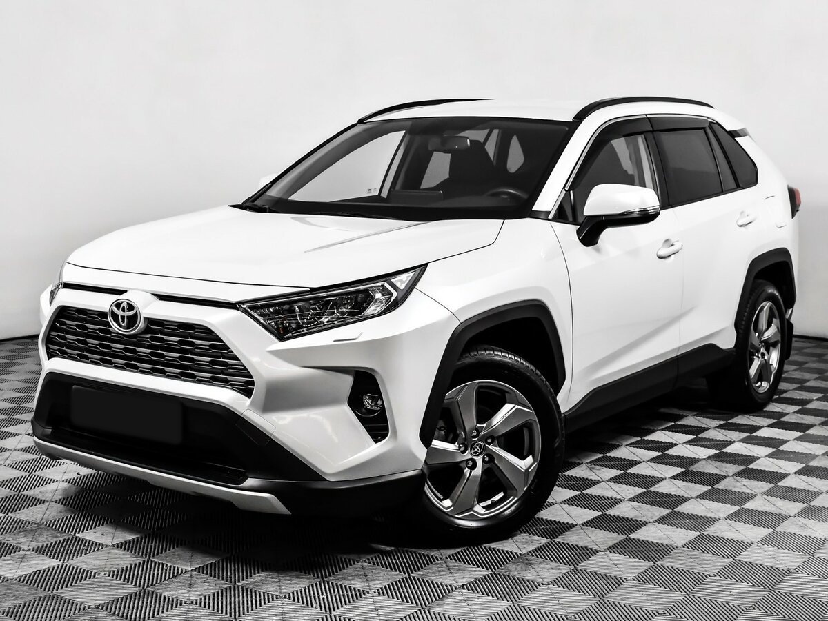 Toyota RAV4 с пробегом — 2021 год. Фото: #0