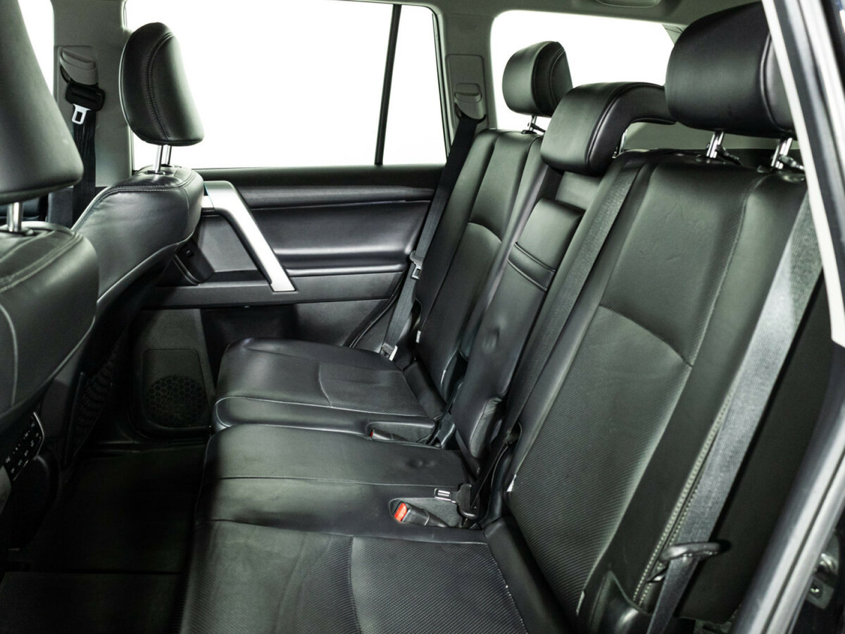 Toyota Land Cruiser Prado с пробегом — 2019 год. Фото: #7