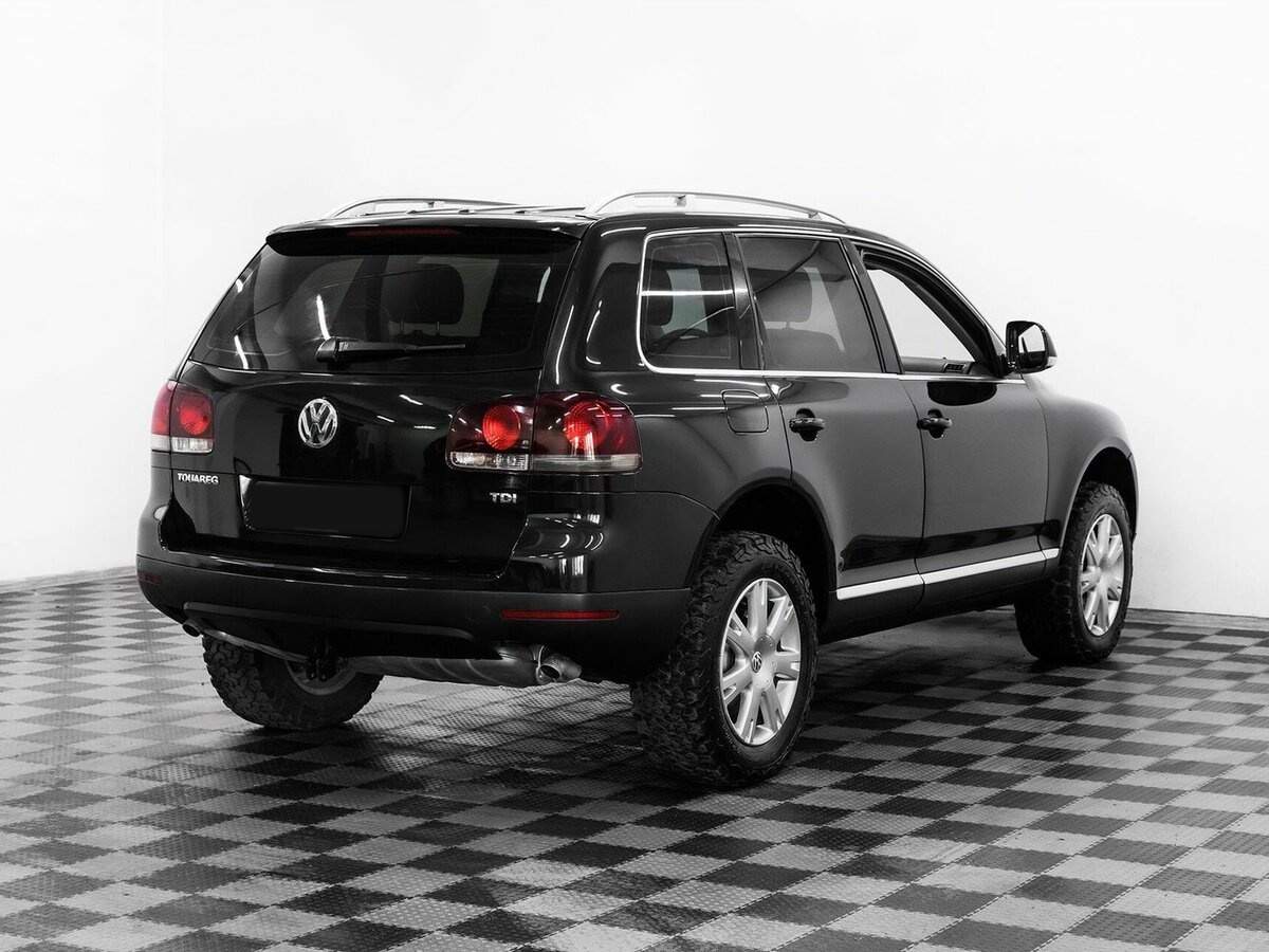 Volkswagen Touareg с пробегом — 2008 год. Фото: #5