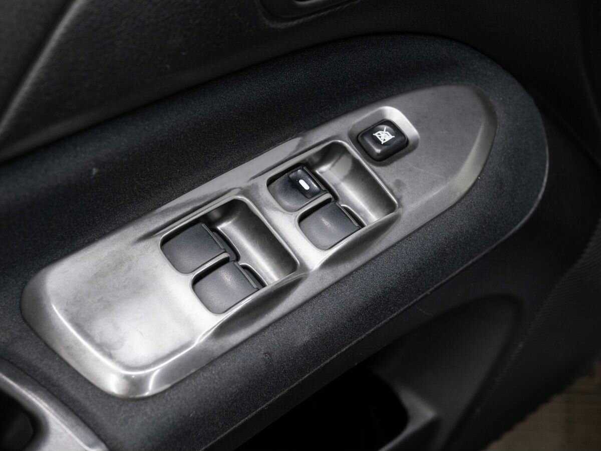 Mitsubishi Lancer с пробегом — 2007 год. Фото: #14
