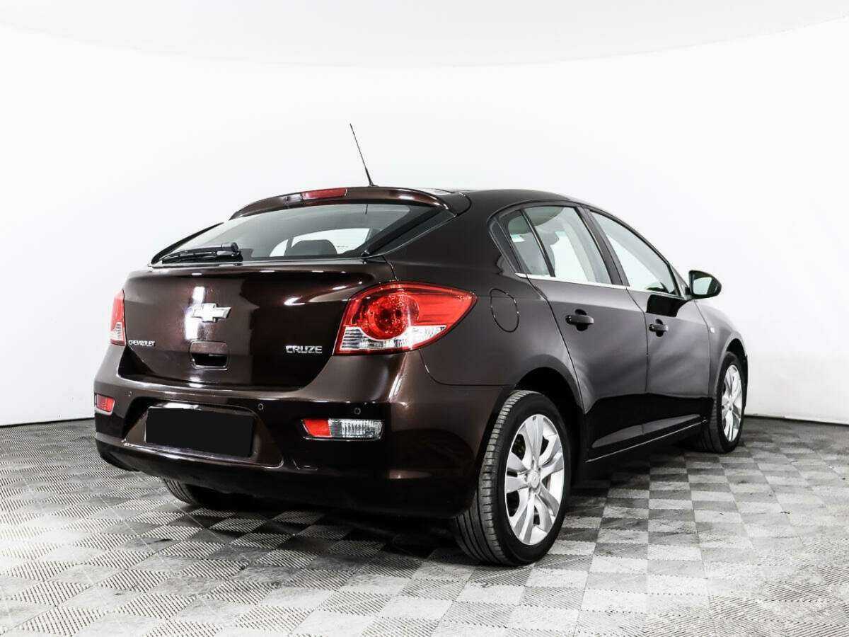 Chevrolet Cruze с пробегом — 2013 год. Фото: #4
