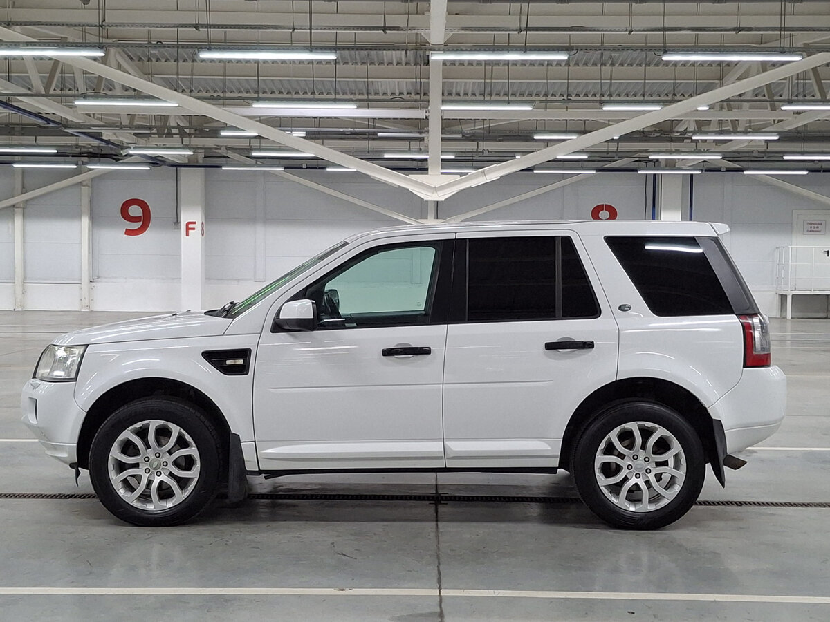 Land Rover Freelander с пробегом — 2010 год. Фото: #7