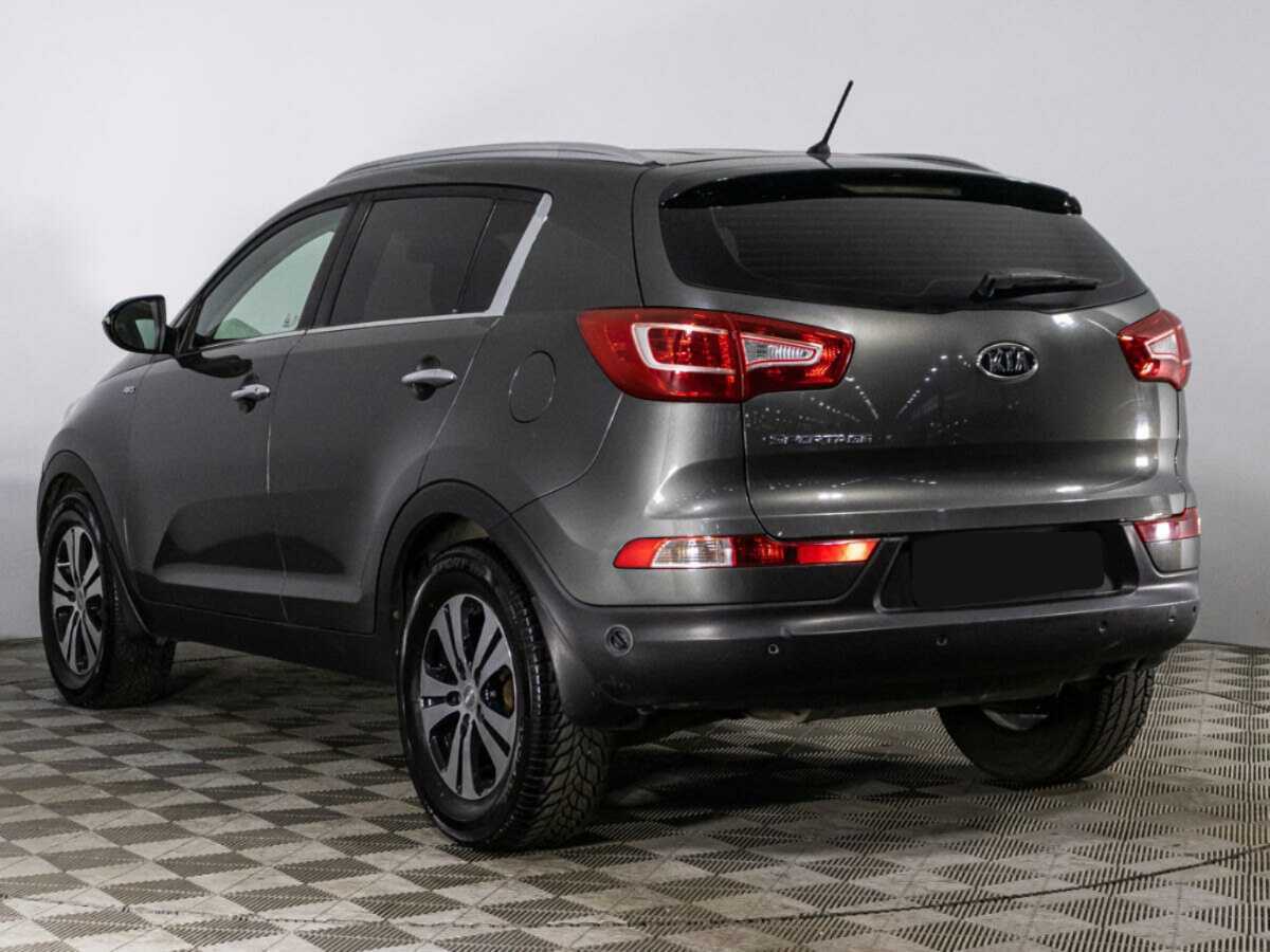 Kia Sportage с пробегом — 2011 год. Фото: #6
