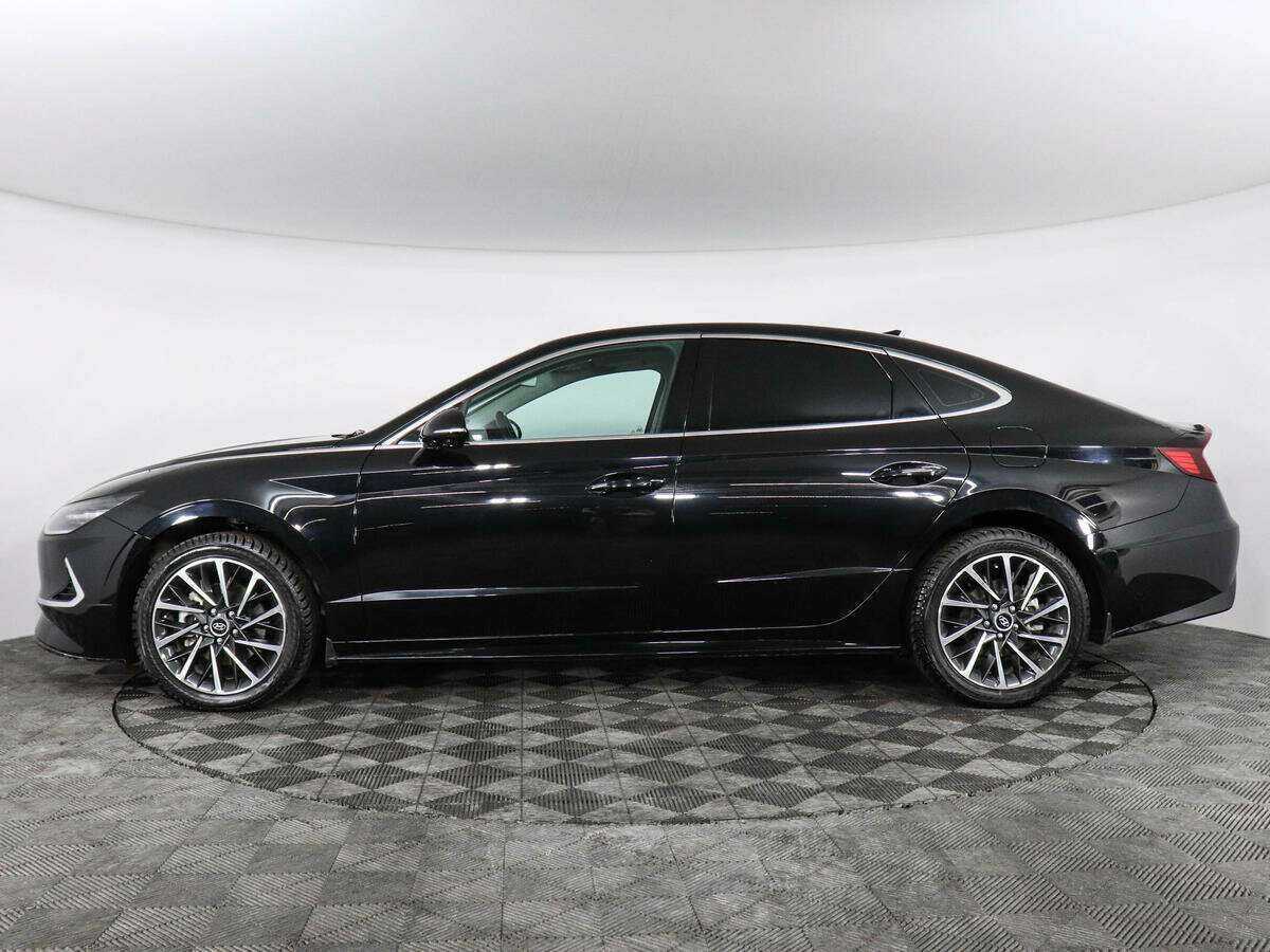 Hyundai Sonata с пробегом — 2022 год. Фото: #7