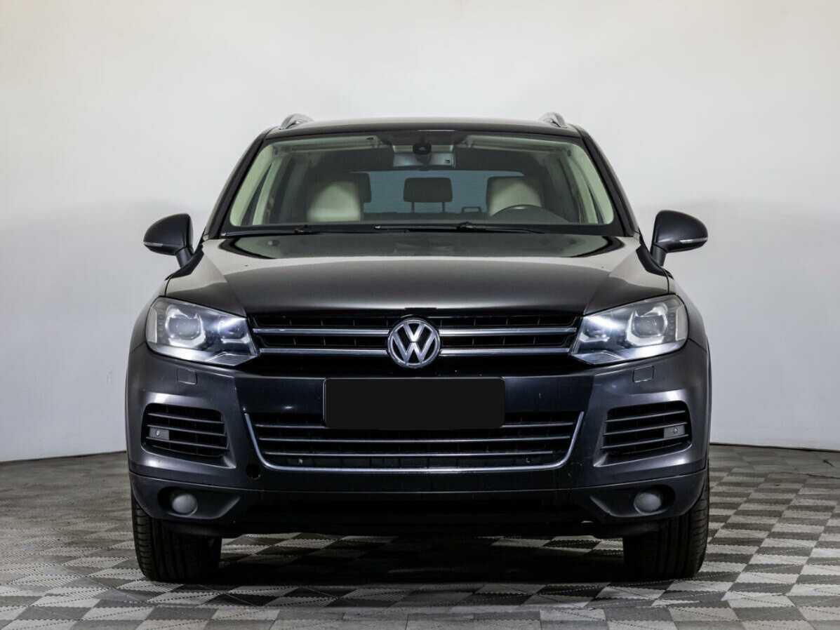 Volkswagen Touareg с пробегом — 2011 год. Фото: #1
