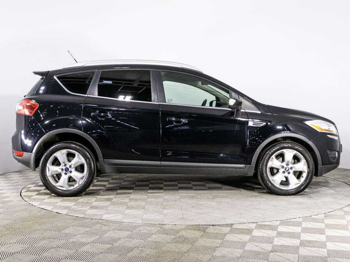 Ford Kuga с пробегом — 2012 год. Фото: #3