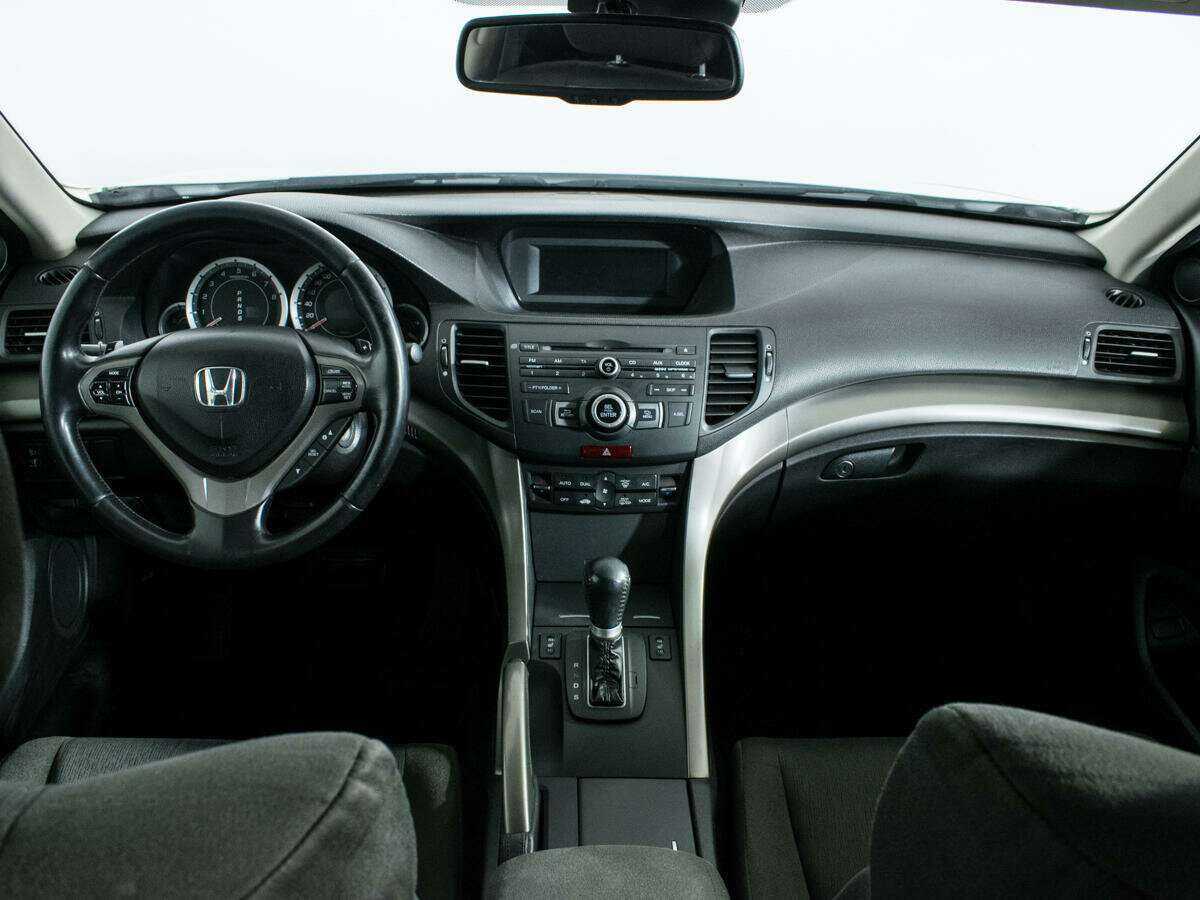 Honda Accord с пробегом — 2008 год. Фото: #11