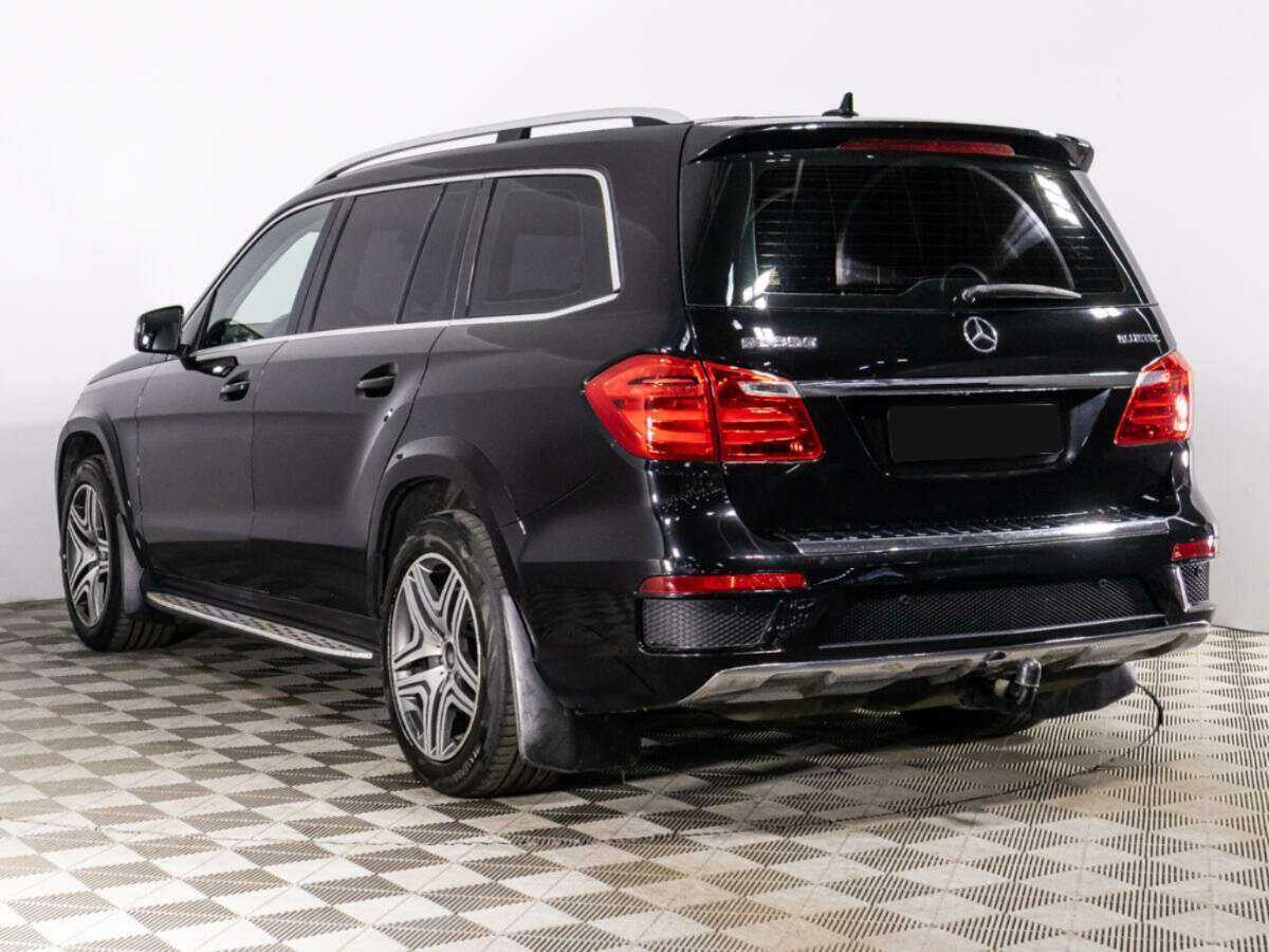 Mercedes-Benz GL-Класс с пробегом — 2014 год. Фото: #6