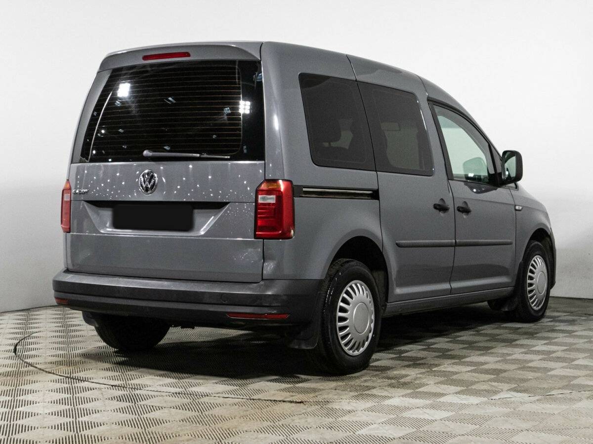 Volkswagen Caddy с пробегом — 2017 год. Фото: #4
