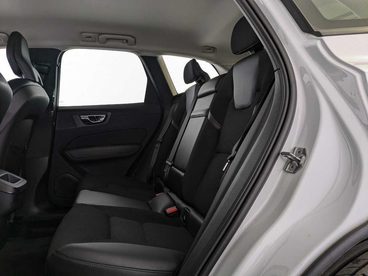 Volvo XC60 с пробегом — 2019 год. Фото: #17