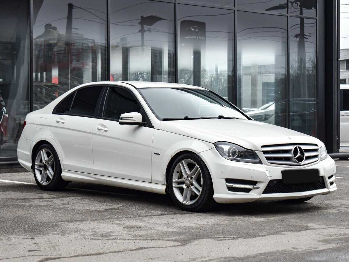 Mercedes-Benz C-Класс с пробегом — 2011 год. Фото: #2