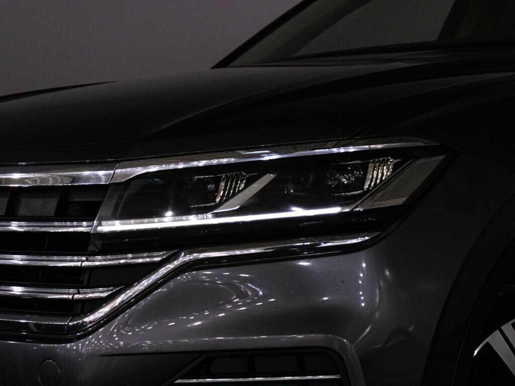 Volkswagen Touareg с пробегом — 2020 год. Фото: #36