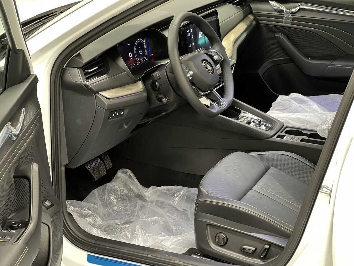 Skoda Octavia с пробегом — 2024 год. Фото: #15