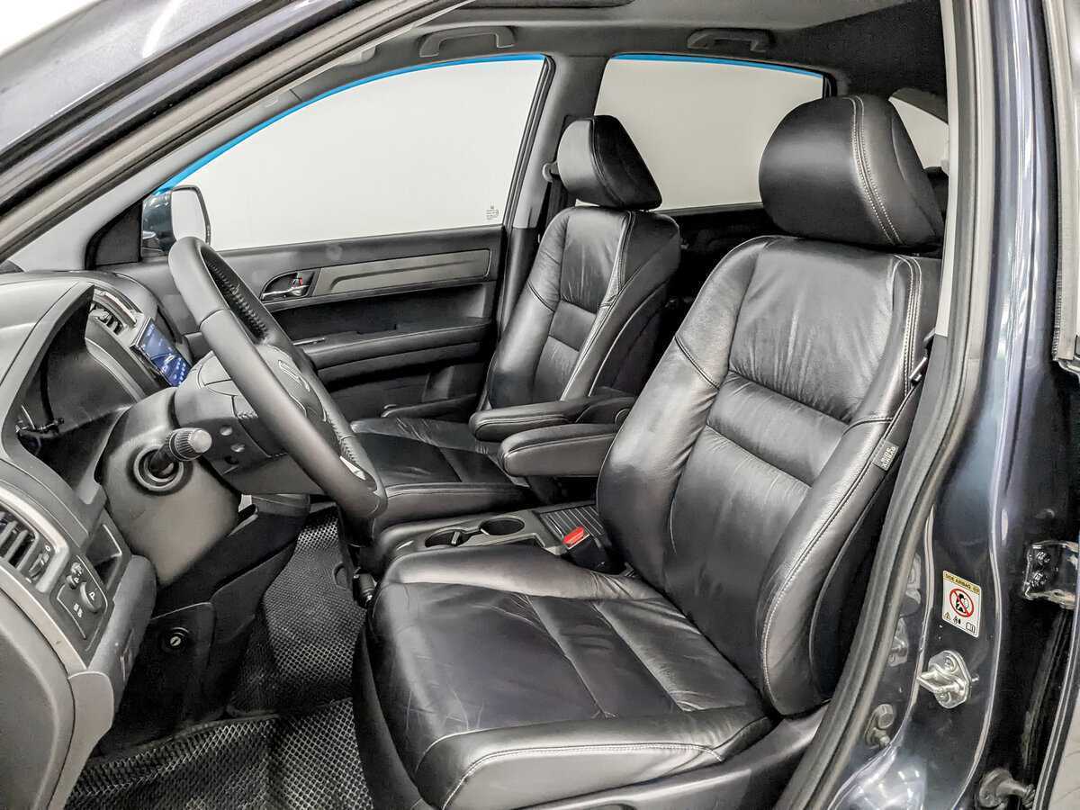 Honda CR-V с пробегом — 2011 год. Фото: #17