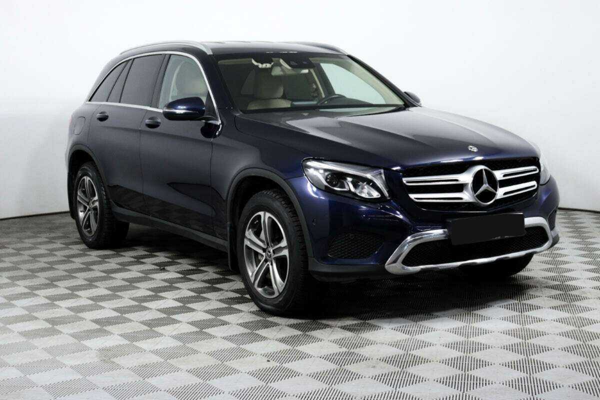 Mercedes-Benz GLC с пробегом — 2017 год. Фото: #2