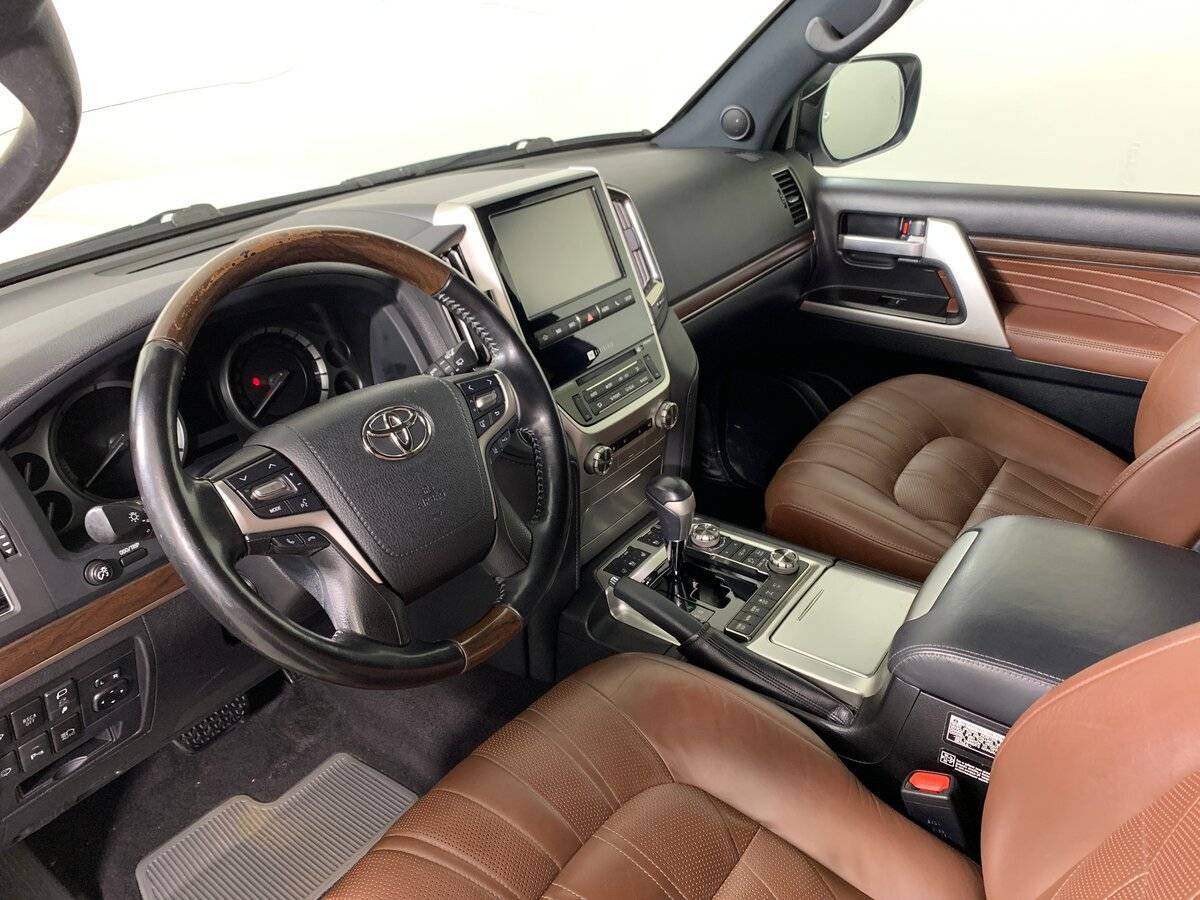 Toyota Land Cruiser с пробегом — 2020 год. Фото: #11