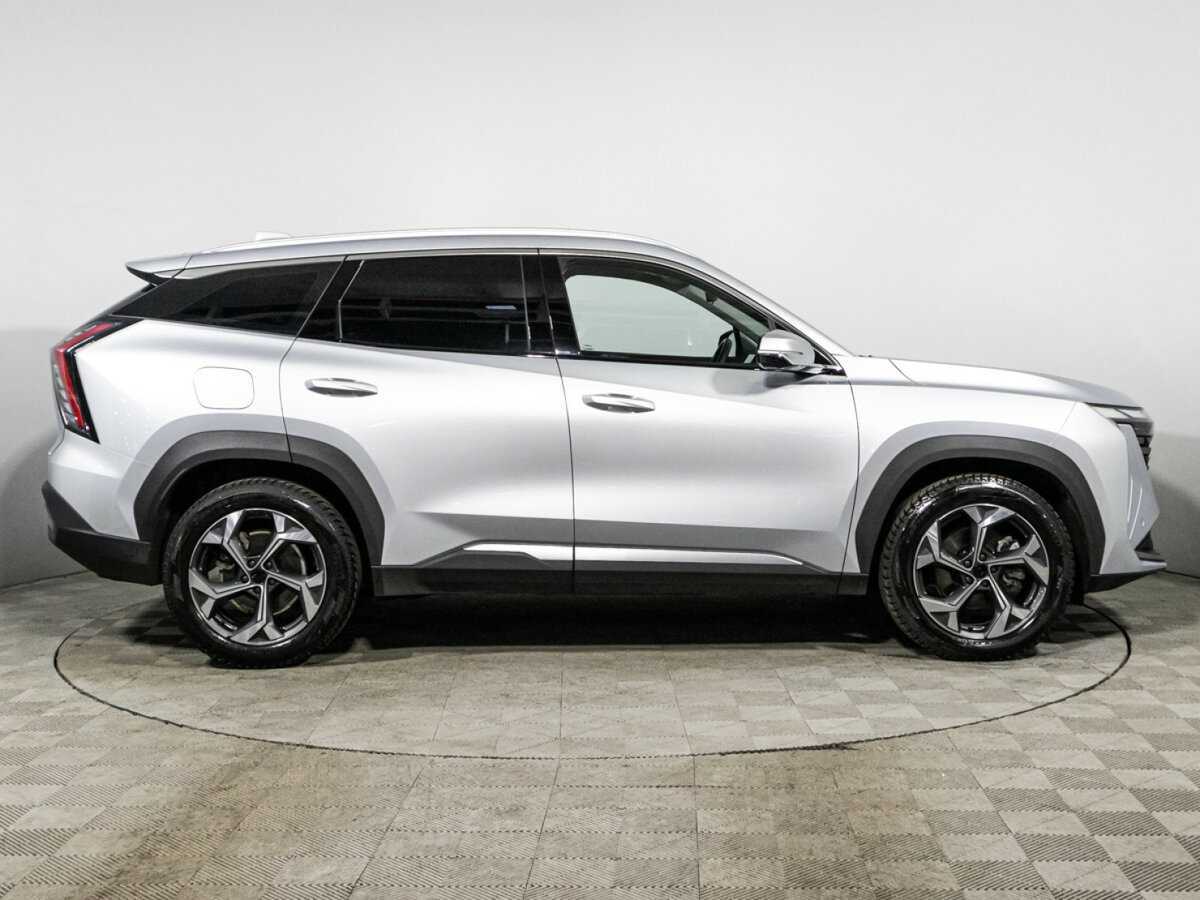 Geely Atlas с пробегом — 2023 год. Фото: #3