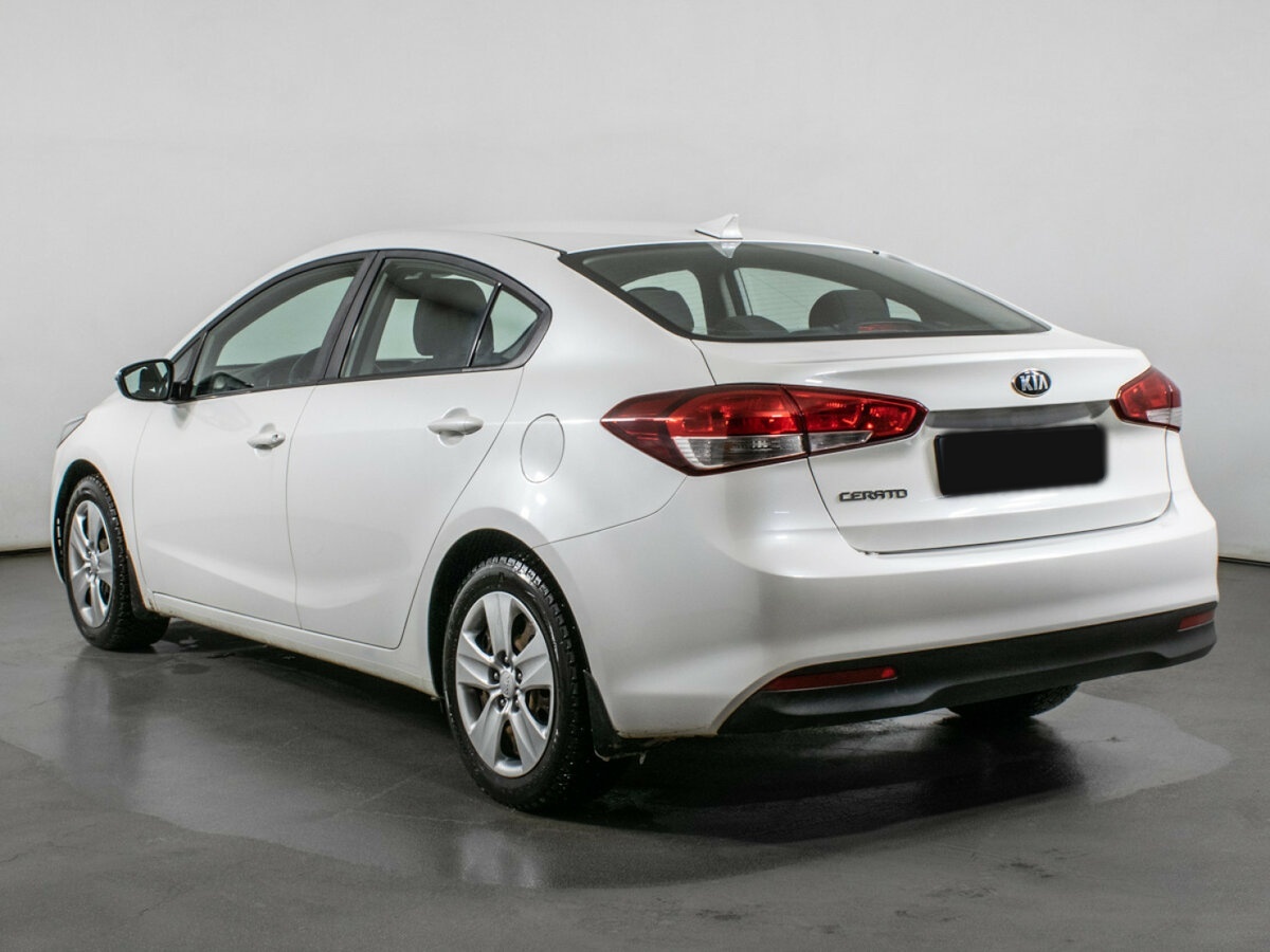 Kia Cerato с пробегом — 2019 год. Фото: #6