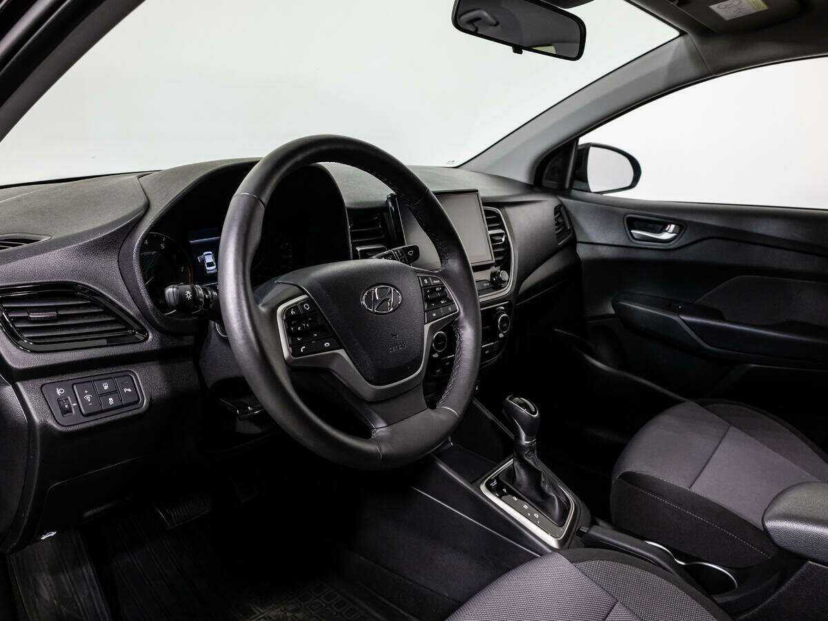 Hyundai Solaris с пробегом — 2021 год. Фото: #10