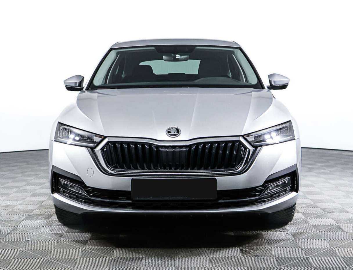 Skoda Octavia с пробегом — 2020 год. Фото: #1
