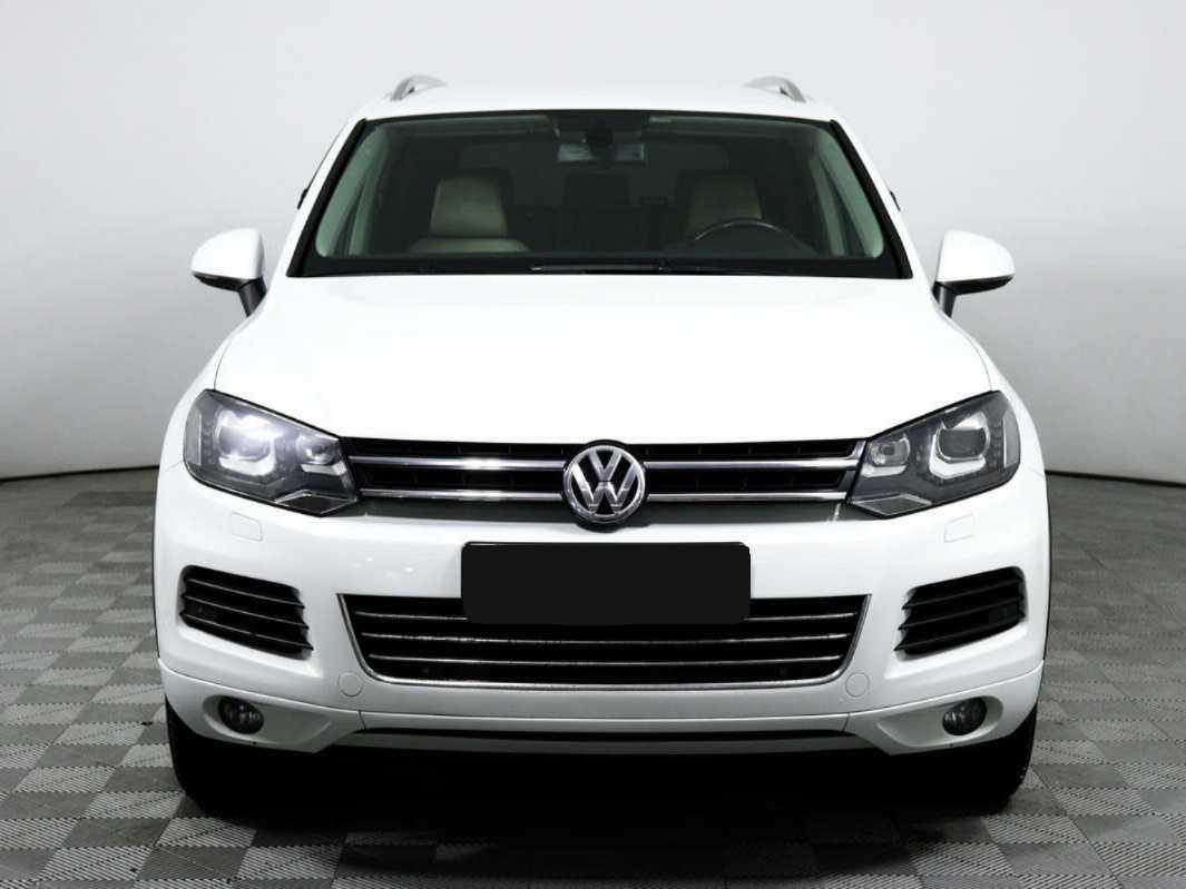 Volkswagen Touareg с пробегом — 2012 год. Фото: #1