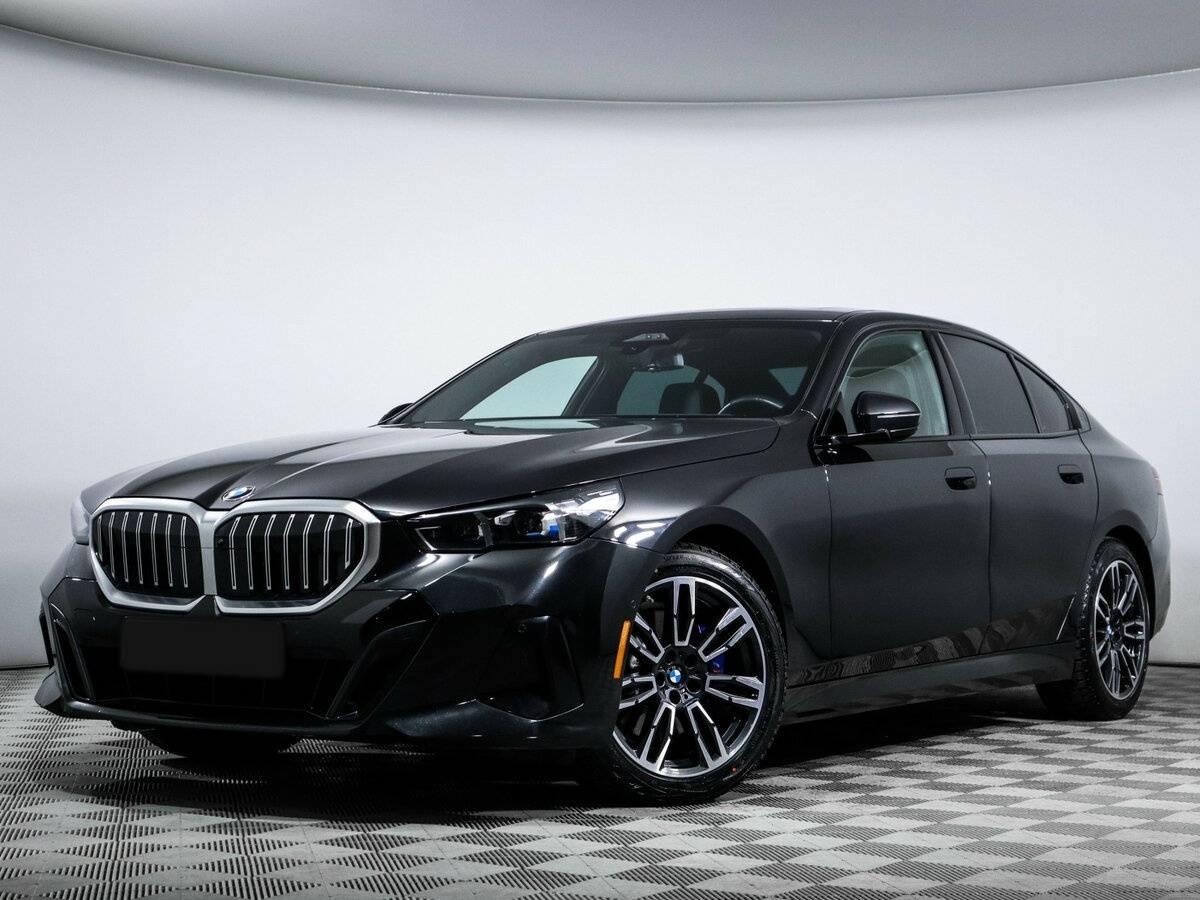 BMW 5 серии с пробегом — 2024 год. Фото: #0