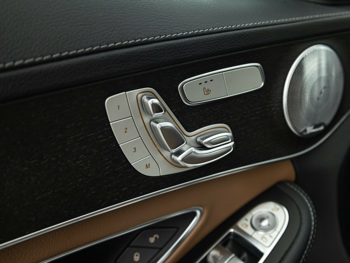 Mercedes-Benz C-Класс AMG с пробегом — 2019 год. Фото: #13