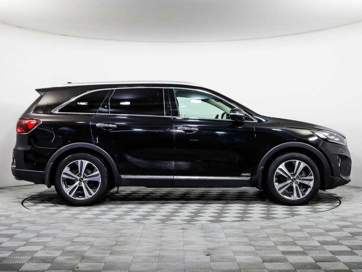 Kia Sorento с пробегом — 2018 год. Фото: #2
