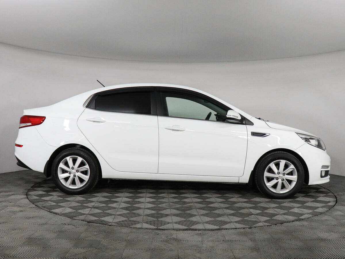 Kia Rio с пробегом — 2016 год. Фото: #3